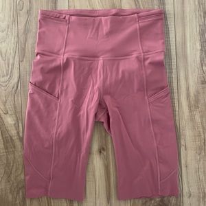 Lululemon FAST AND FREE SHORT 10" *COOL